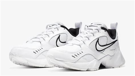 Nike Air Heights White Black (Women's) – CI0603